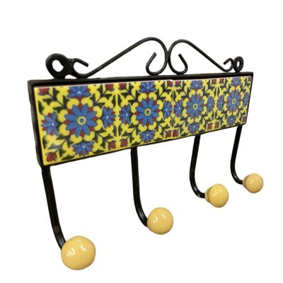  4 akasztós 20x15 cm méretű fogas fém keretben kerámia berakással