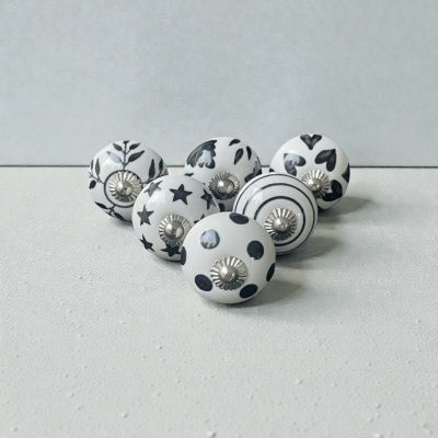 6 db-os vintage stíkusú porcelán bútorgomb szett