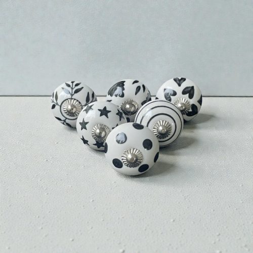 6 db-os vintage stíkusú porcelán bútorgomb szett