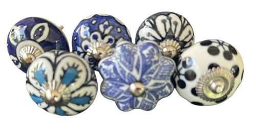 6 db-os vintage stílusú porcelán bútorgomb szett