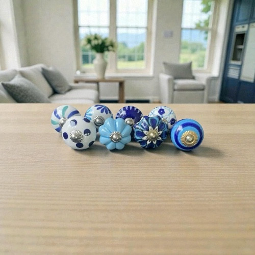 8 db-os vintage stíkusú porcelán bútorgomb szett