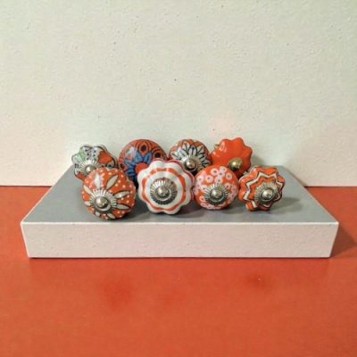 8 db-os vintage stíkusú porcelán bútorgomb szett
